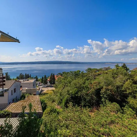 In 51945 * Crikvenica